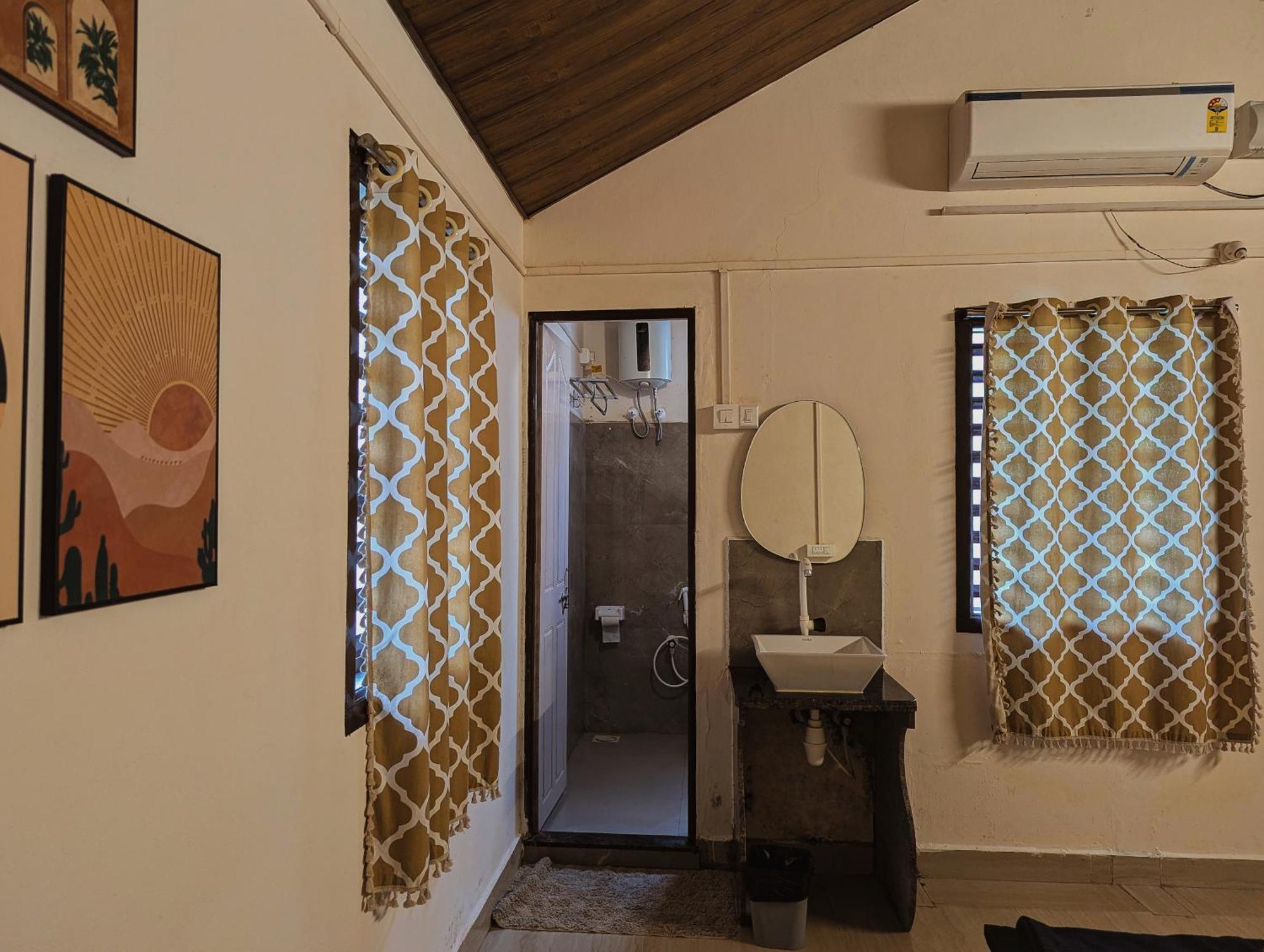 Sunset Cafe Beach Stay Gokarna (Karnataka) Exterior foto