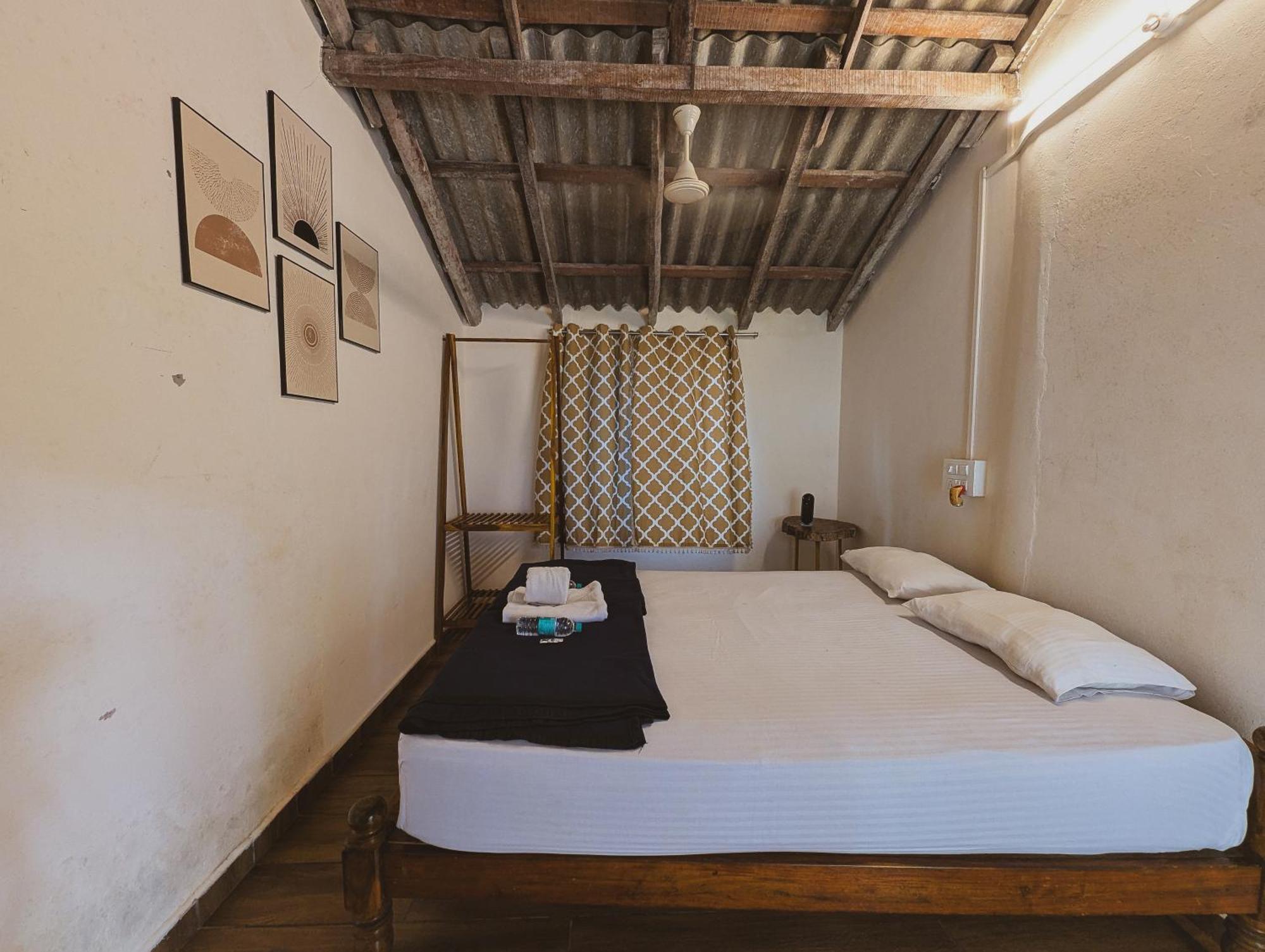 Sunset Cafe Beach Stay Gokarna (Karnataka) Exterior foto